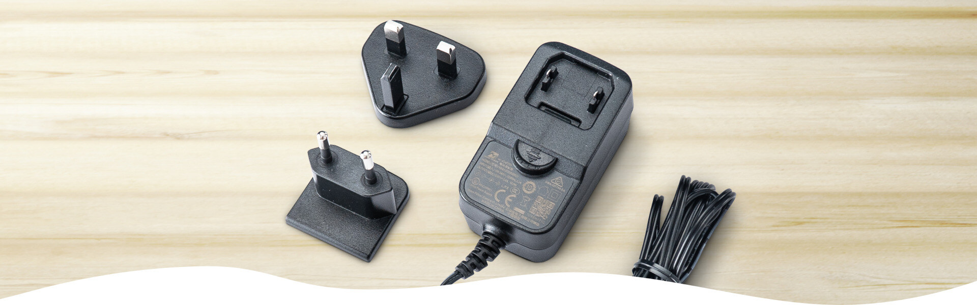 Snom 10W tápegység – kép 2